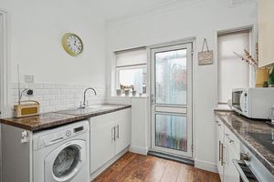 Photo 16- click for photo gallery